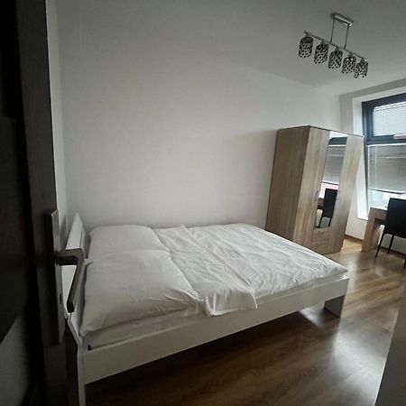 Mlynowa - Apartamenty Centrum New Белосток Экстерьер фото